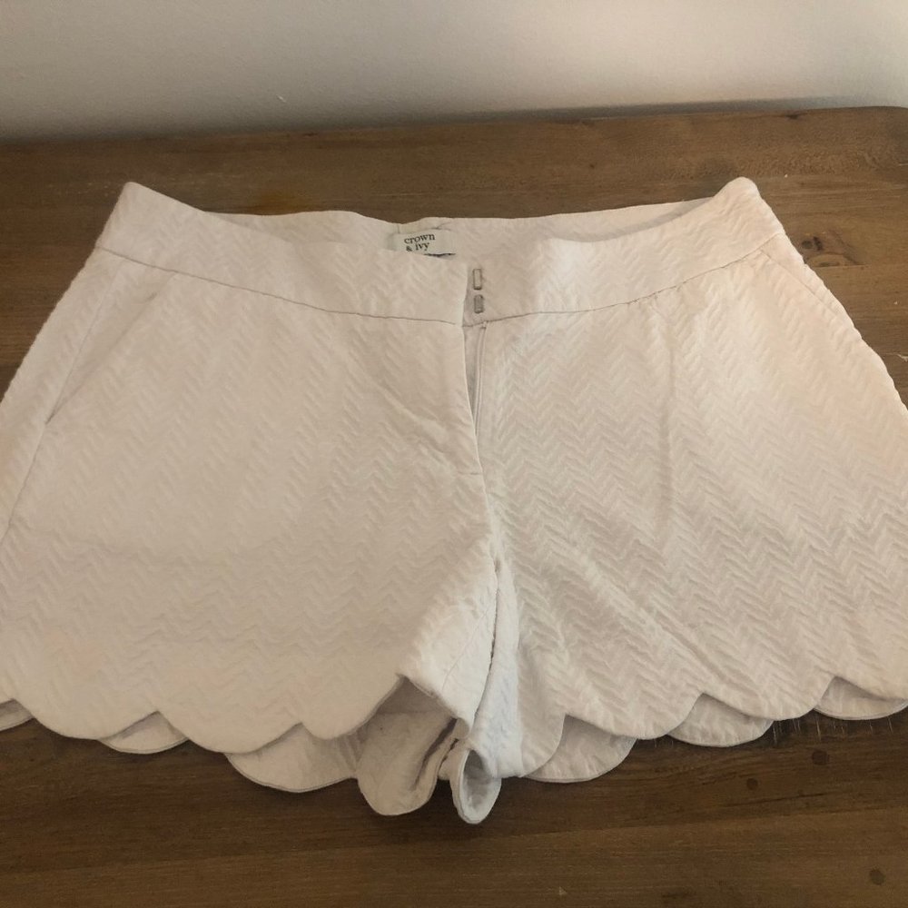 Crown and Ivy White Scalloped Shorts